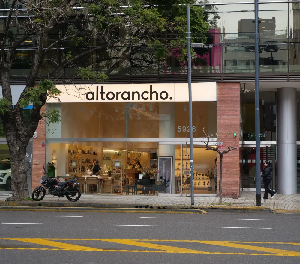 Cinco primos transformaron una charla familiar en una marca de dise&ntilde;o que apunta a facturar US$ 10 millones