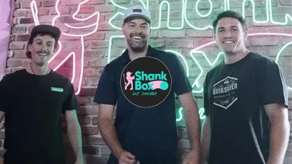 Un campo de golf en un tráiler: el emprendimiento cordobés que combina tecnología, deporte y entretenimiento