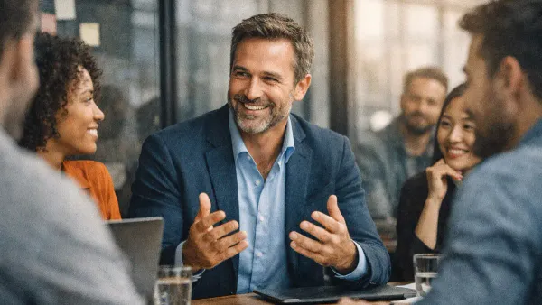 Las 7 habilidades de comunicación que definen a los líderes que realmente inspiran